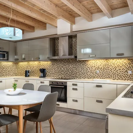 别墅 Astarte - Pearl Private With Pool Kalamákion