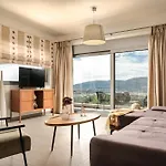 Astarte - Pearl Private With Pool